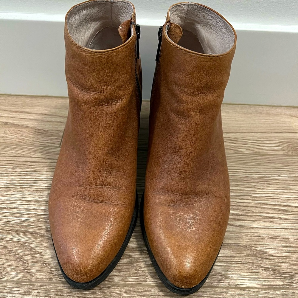 Sol Sana ankle boots, genuine leather. Size 39 / 8.5.